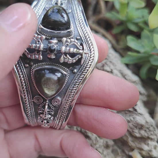 Bracciale rigido in argento 925 con pietra - HARIPURA