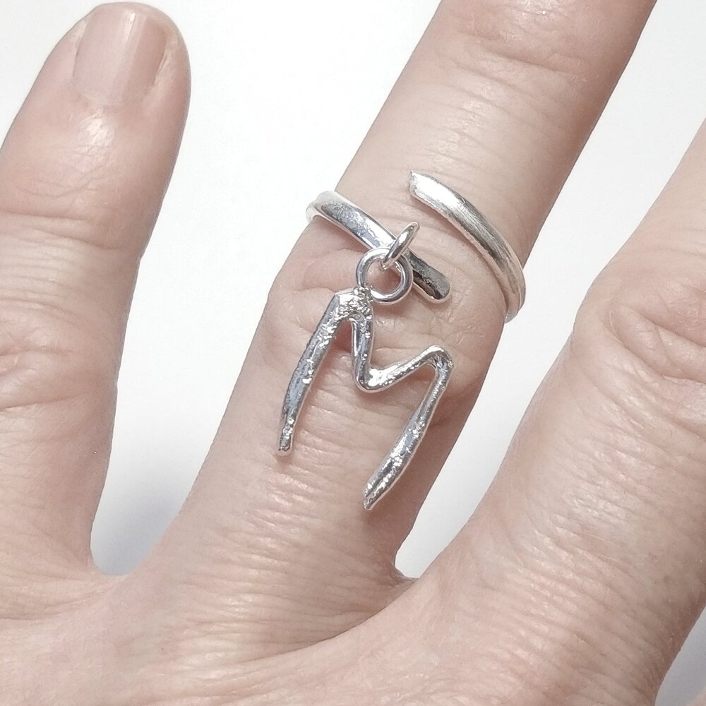 ANELLO PERSONALIZZATO con lettera in argento 925 anello artigianale – M