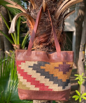 Borsa artigianale realizzato con KILIM e Cuoio – immagine2