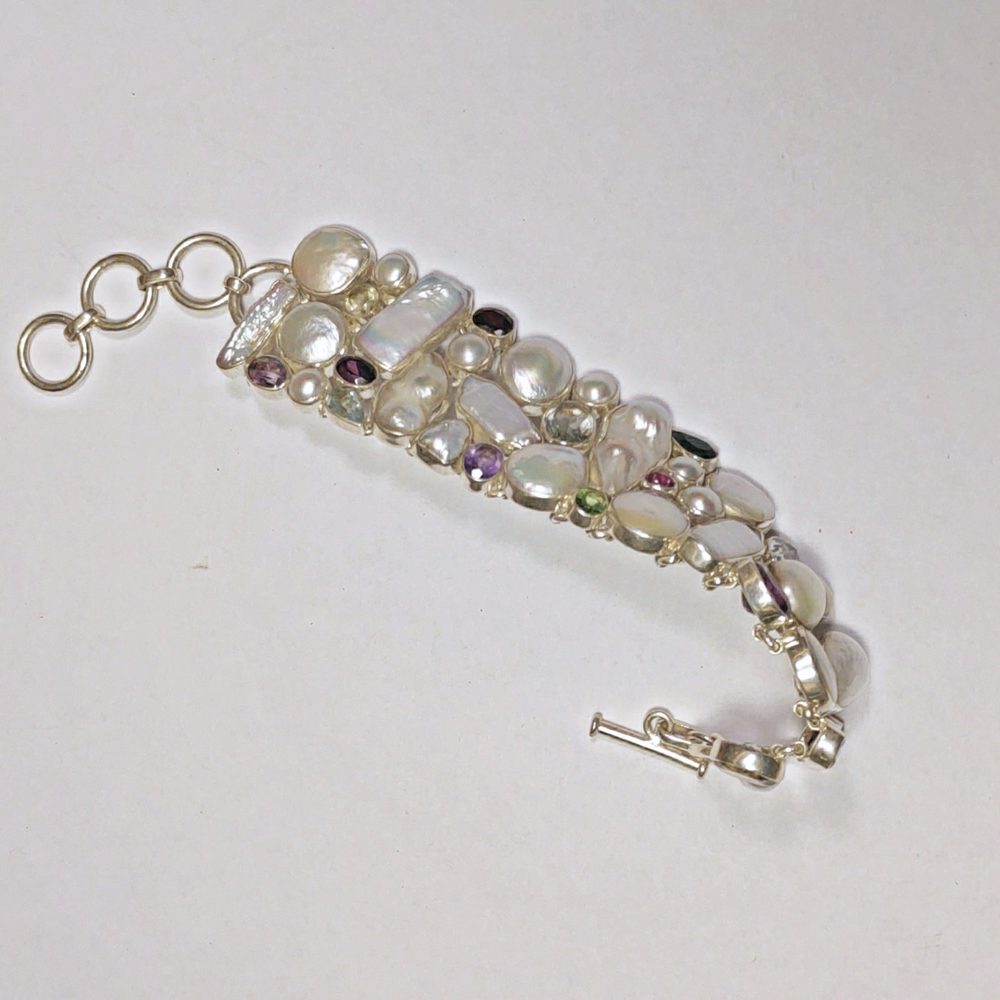 Bracciale in argento con perle e pietre semipreziose - ITANAGAR