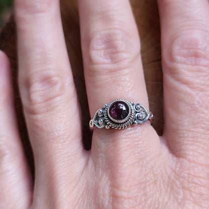 Anello argento 925 con pietra tonda - NAWAL granato