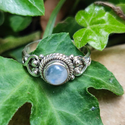 Anello argento 925 con pietra tonda - NAWAL – pietra di luna
