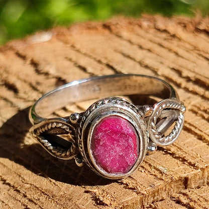 Anello ANJAN in argento 925 con pietra radice di rubino