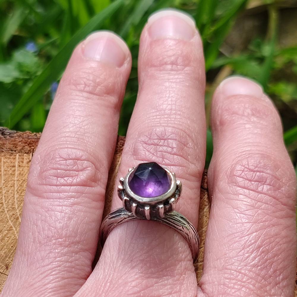 Anello artigianale ametista in argento 925 - Pezzo unico