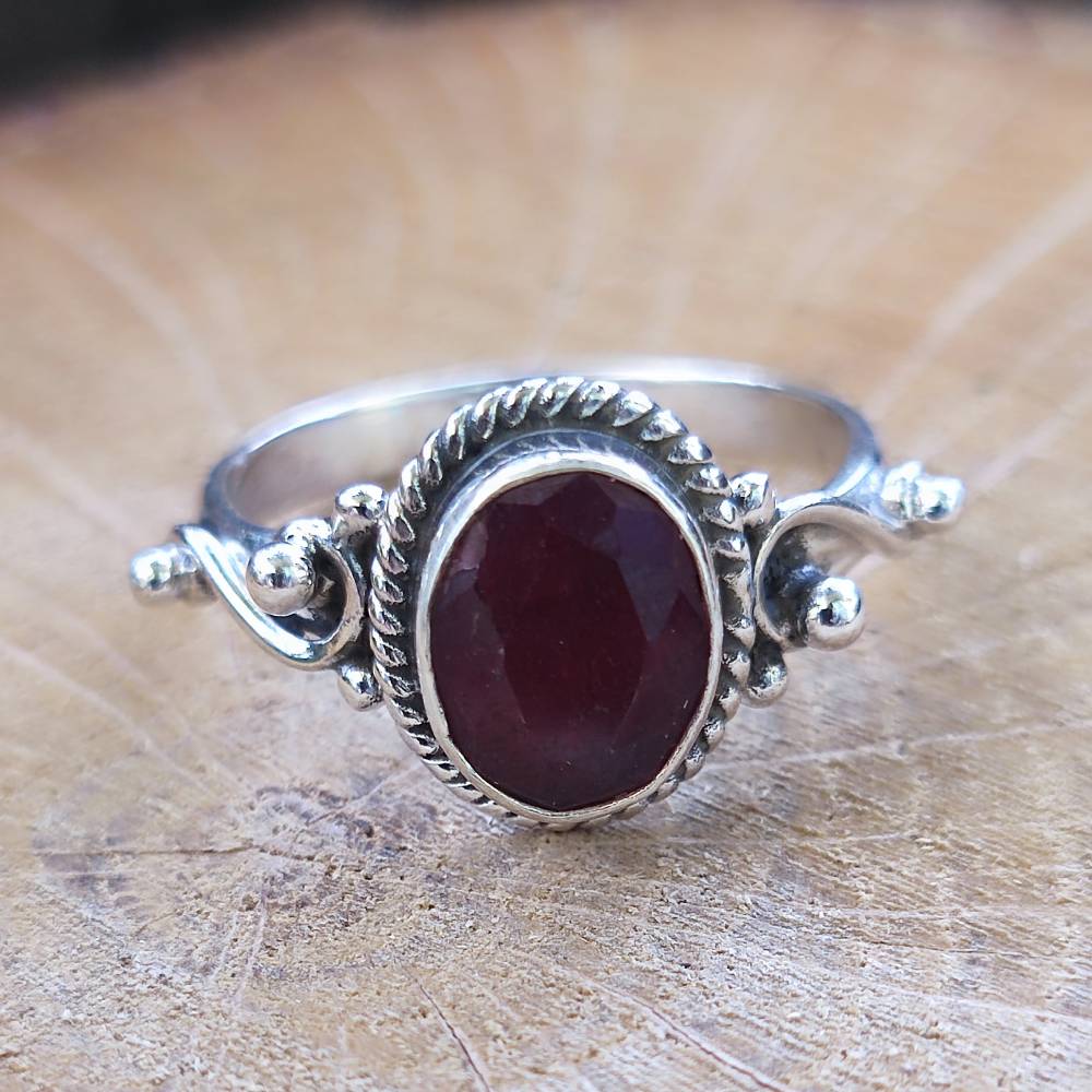 Anello con pietra in argento 925 - DHRUV