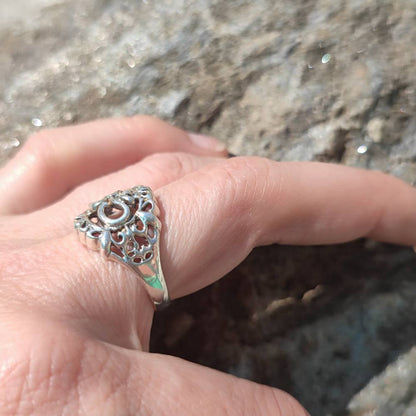 Anello etnico in argento 925 con OM - KOLPURA