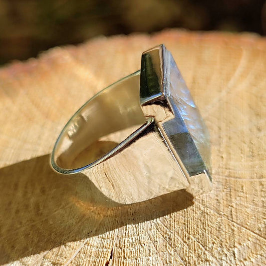 Anello artigianale con pietra in argento 925 - KHINDA