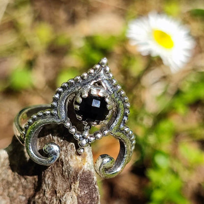 Anello con pietra in argento 925 AMBUJ onice nero