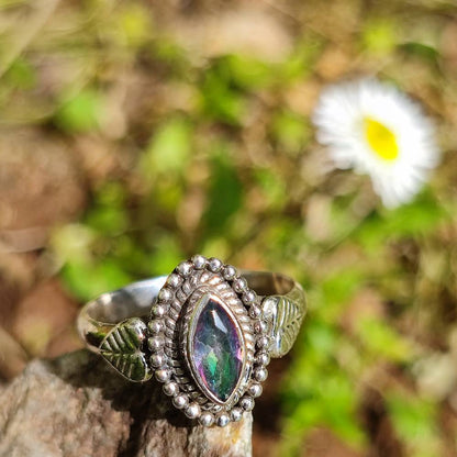 Anello con pietra in argento 925 CHITTASWARUP – topazio mistico