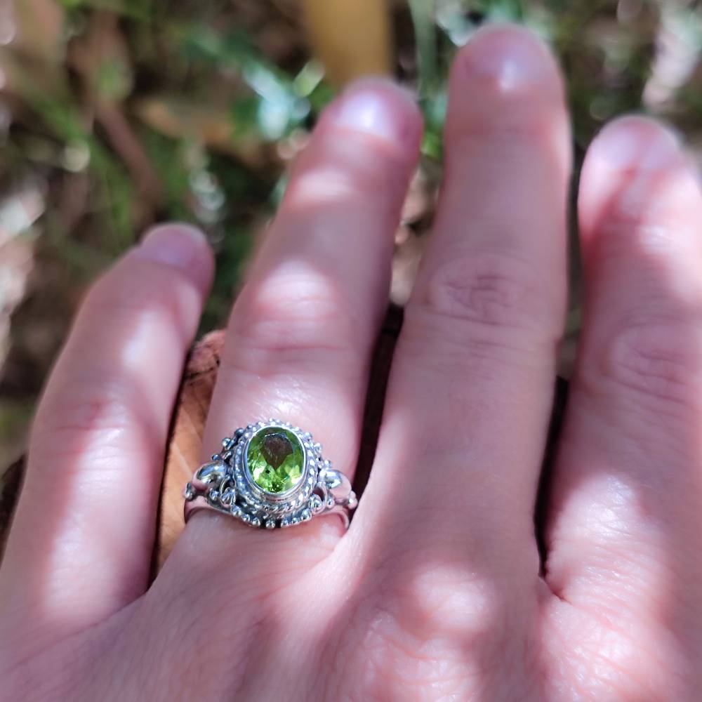 Anello in argento 925 con pietra - ARUNIMA
