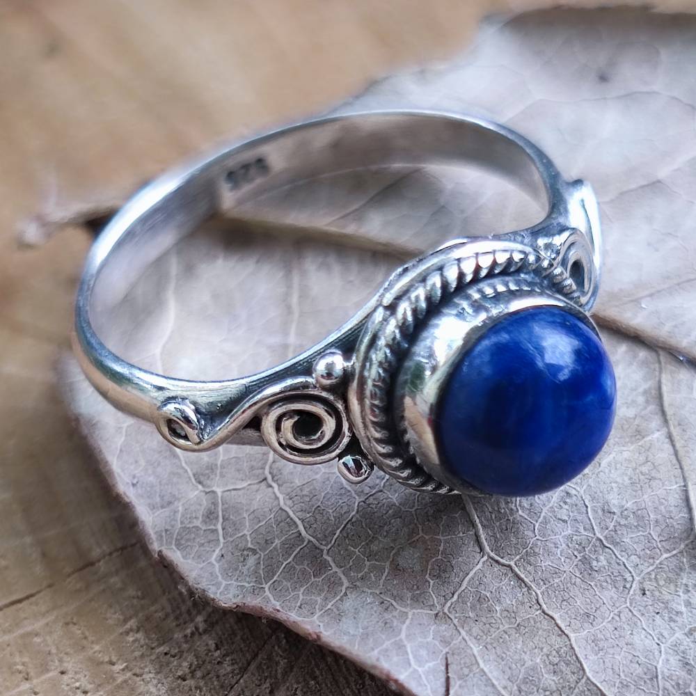 Anello con pietra in argento 925 - DEOGHAR