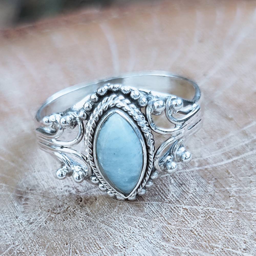 Anello con pietra in argento 925 - HIRAKUD