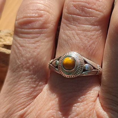 Anello con pietra in argento 925 - KARHAD