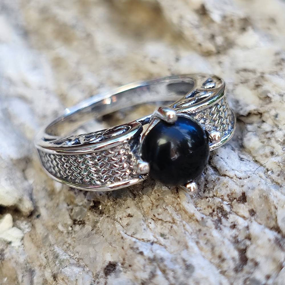 Anello artigianale con pietra in argento 925 - TANDEI