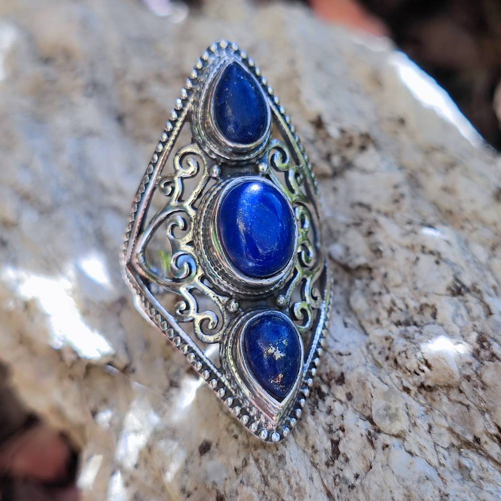 Anello artigianale con pietra in argento 925 - MALDA