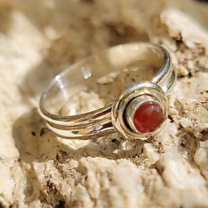 Anello con pietra in argento 925 - WAYANAD