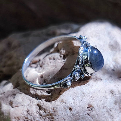 Anello con pietra in argento 925 - BAGRU