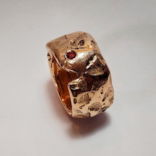 Anello in bronzo e granato - bronzeage1968 – immagine1