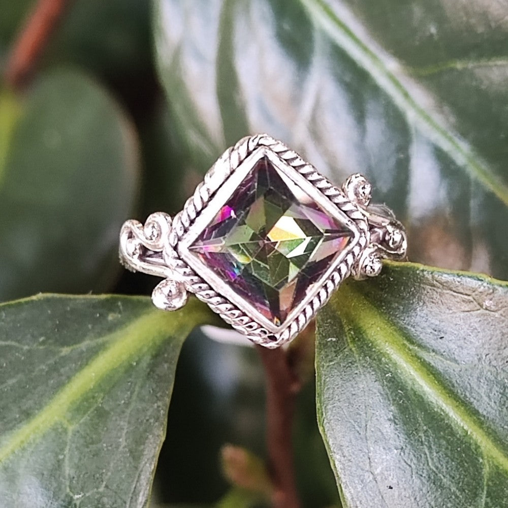 Anello CHANDRAJ in argento 925 con pietra – topazio mistico