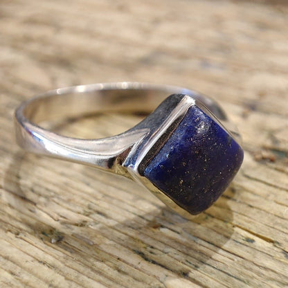 Anello con pietra in argento 925 - BASHIA – lapislazzuli