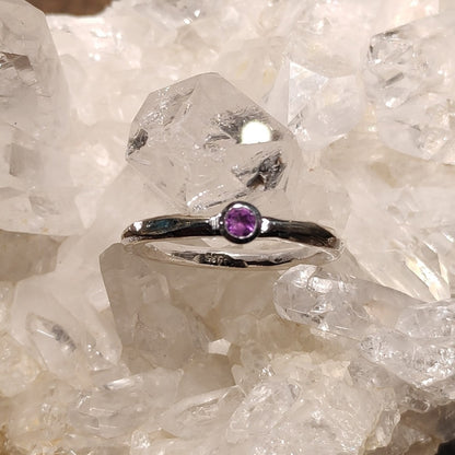 Anello artigianale in argento 925 con pietra - KYLIE – ametista