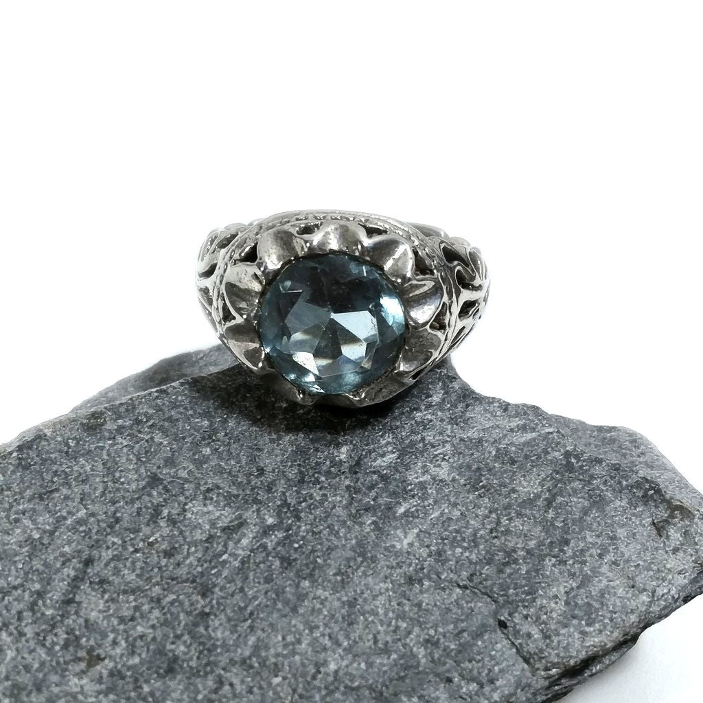Anello con pietra in argento 925 con Topazio azzurro | GIOIELLI ETNICI