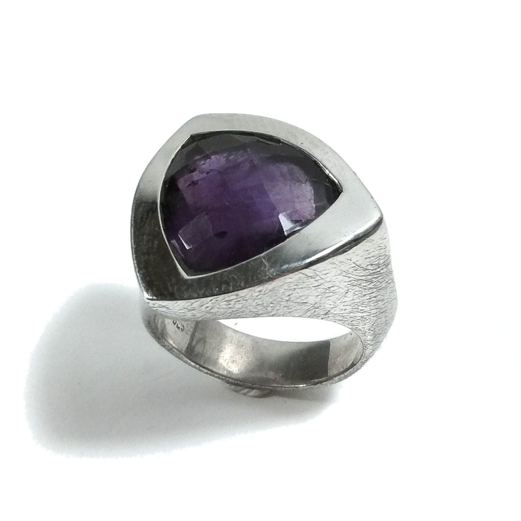 ANELLO artigianale in argento 925 con AMETISTA | Gioielli contemporanei