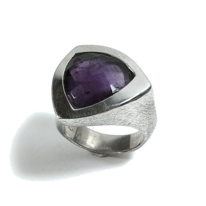 ANELLO artigianale in argento 925 con AMETISTA | Gioielli contemporanei