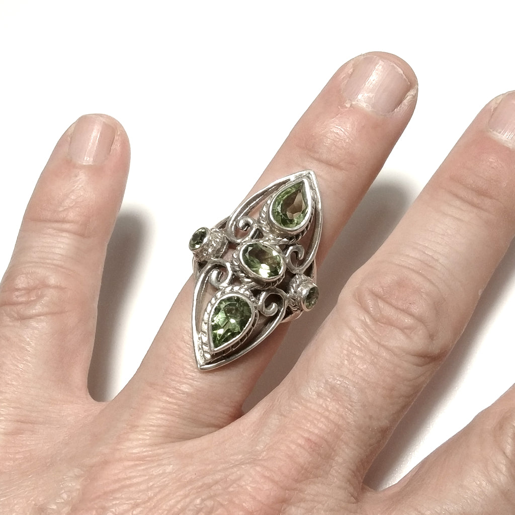 ANELLO ETNICO in argento 925 ANELLO artigianale Peridoto | GIOIELLI IN ARGENTO