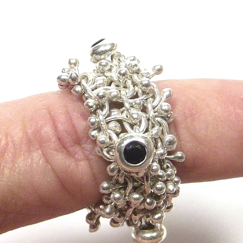 ANELLO CATENA con millechiodi - IOLITE