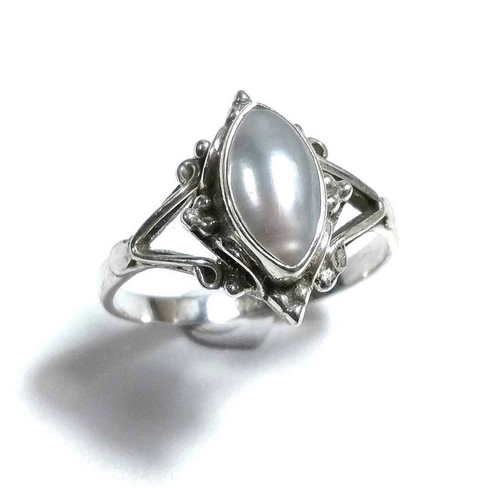 ANELLO ETNICO in argento 925 con Lapislazzuli – perla