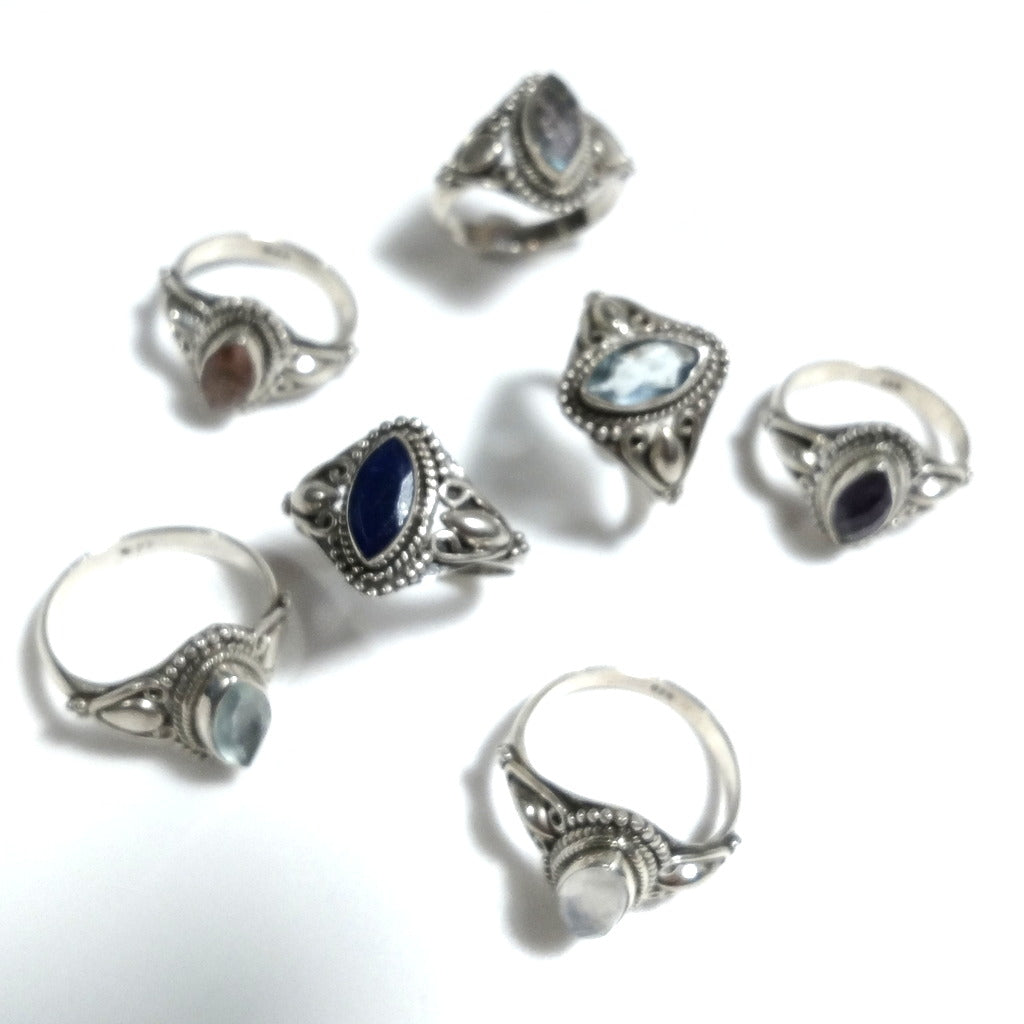 Anello con pietra in argento 925 con Topazio azzurro | GIOIELLI ETNICI