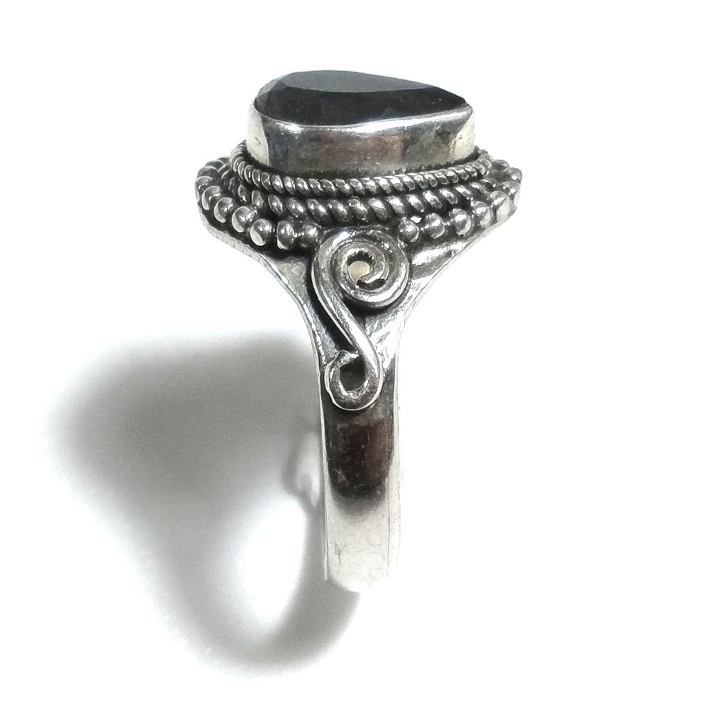 Anello con pietra in argento 925 con Labradorite | GIOIELLI ETNICI