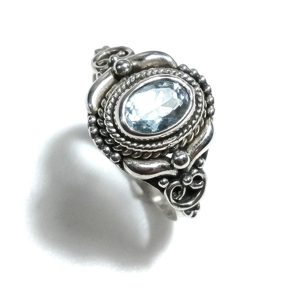 Anello con pietra in argento 925 con Topazio azzurro | GIOIELLI IN ARGENTO