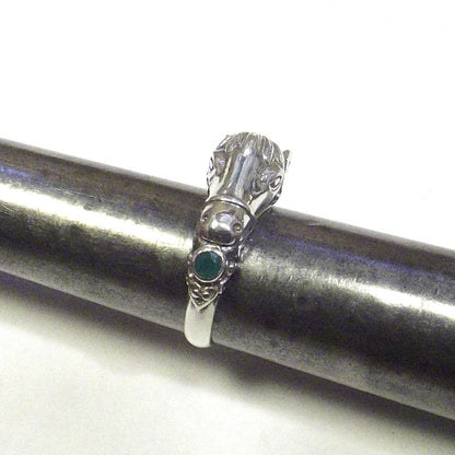 Anello in argento 925 testa di cavallo con agata smeraldo – immagine3