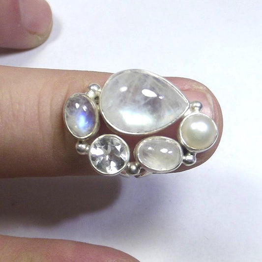 ANELLO Pietra di luna, cristallo di rocca, perla e argento goccia