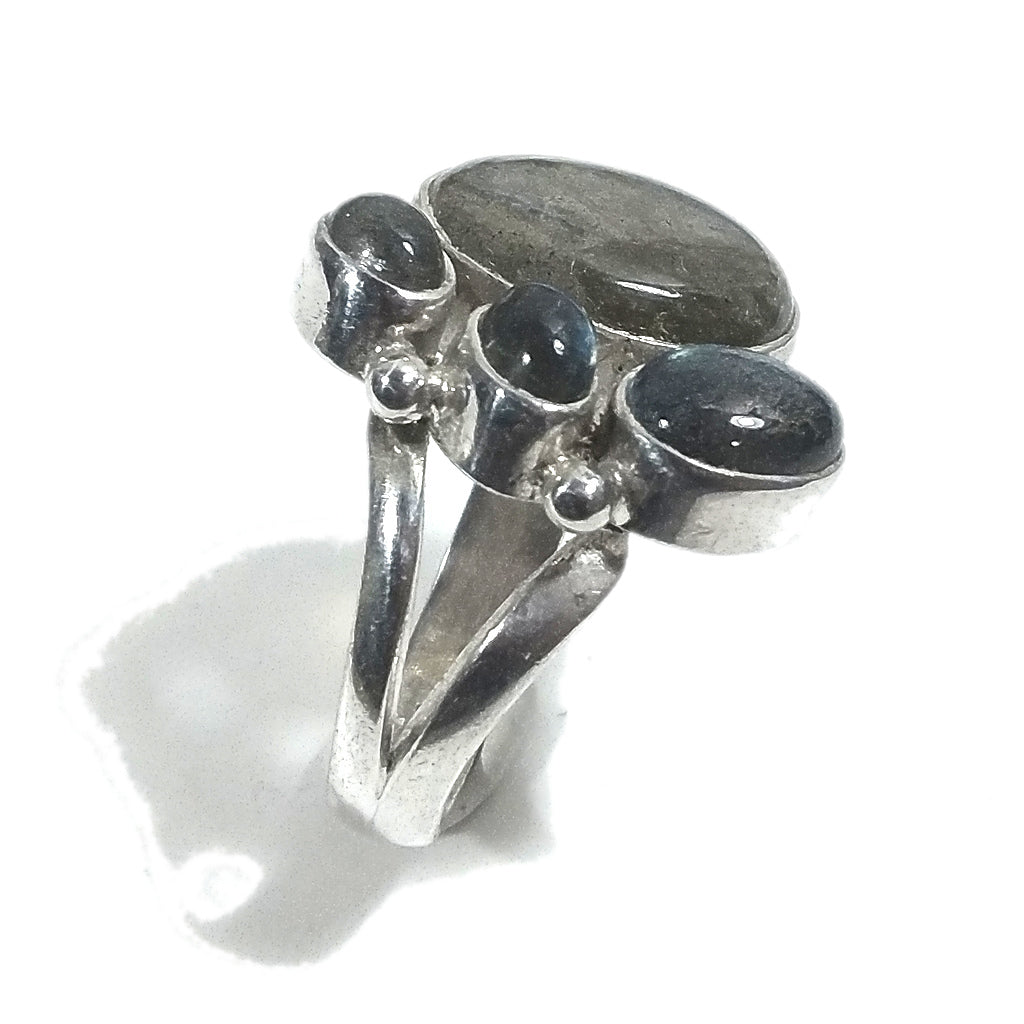 Anello con pietra in argento 925 con Labradorite | GIOIELLI ARTIGIANALI
