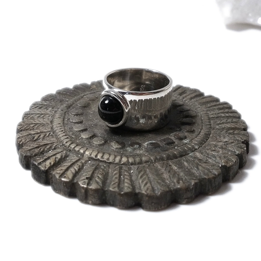 Anello fascia larga in argento 925 con pietra - MARY