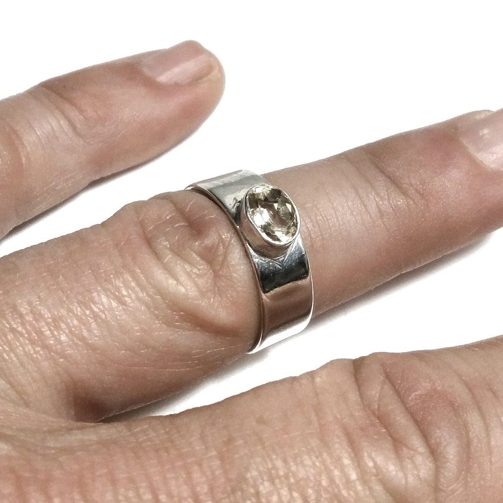 Anello con pietra in argento 925 con Quarzo CITRINO | GIOIELLI ETNICI | Fascia