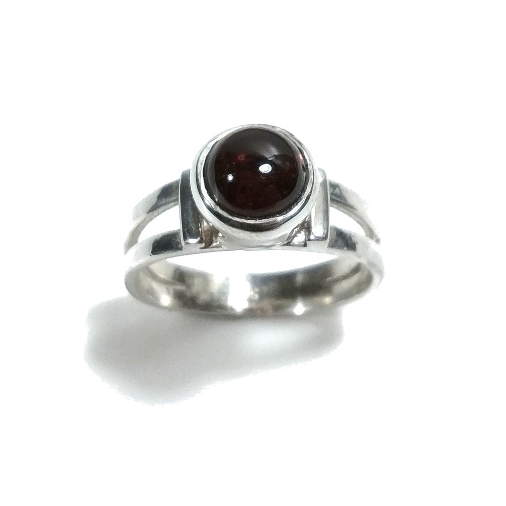 Anello con pietra in argento 925 con Granato | GIOIELLI IN ARGENTO