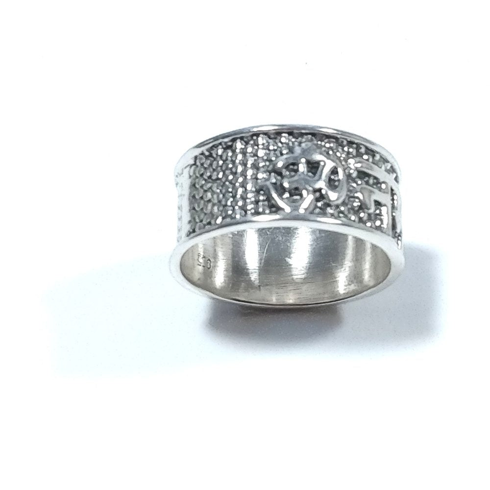 Anello artigianale a fascia in argento 925 - MUDASHA – immagine7