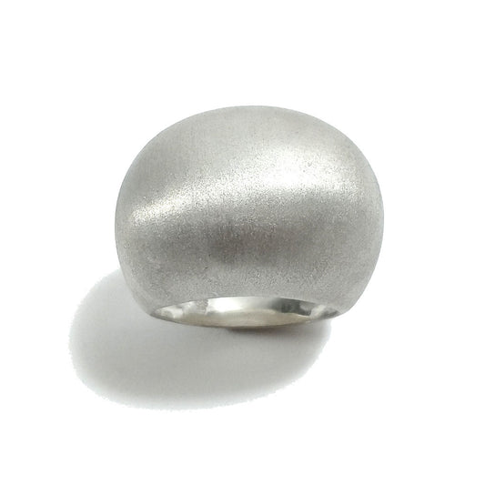 Anello con bombatura in Argento 925 | GIOIELLI ARGENTO | Gioielli contemporanei