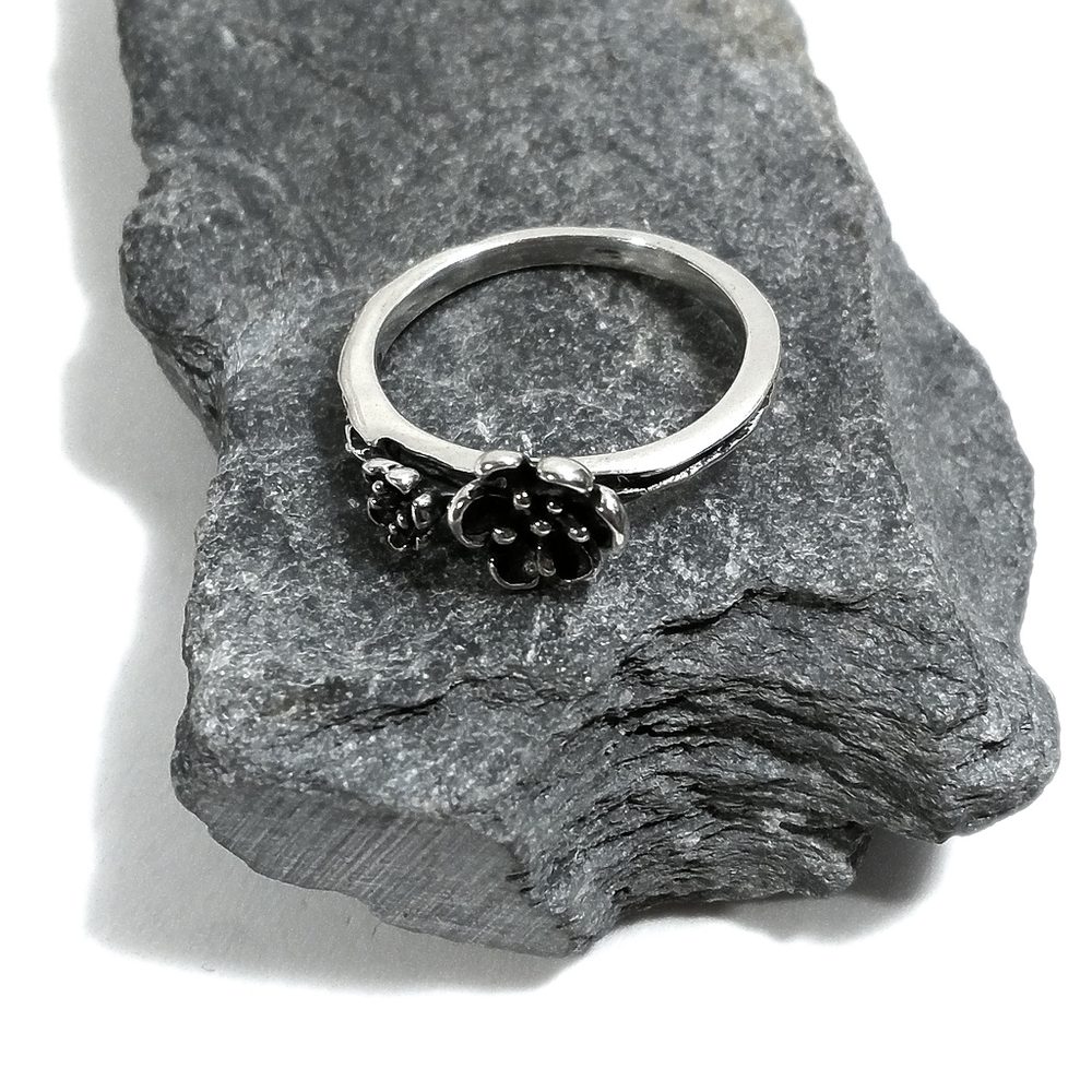 Anello in argento 925 a forma di FIORI VINTAGE| argento brunito sovrapponibile
