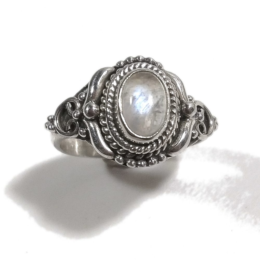 Anello artigianale EKA con pietra in argento 925 pietra di luna | GIOIELLI IN ARGENTO