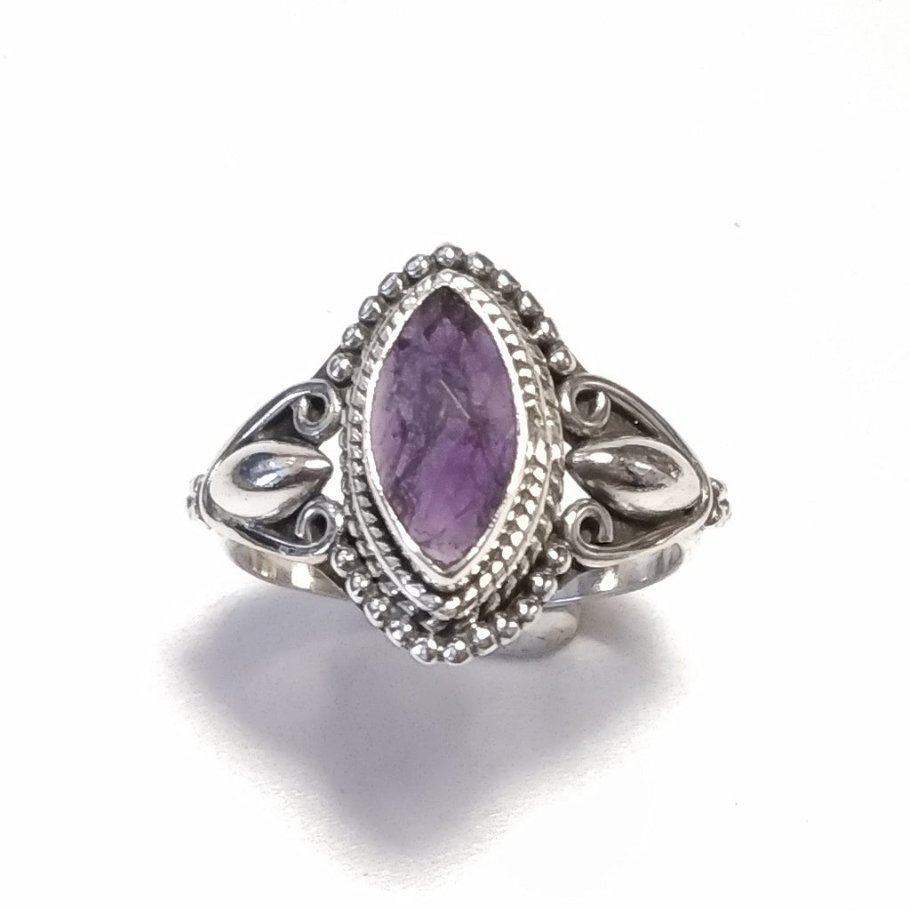 ANELLO artigianale in argento 925 con Pietra di Luna - DIANA – ametista