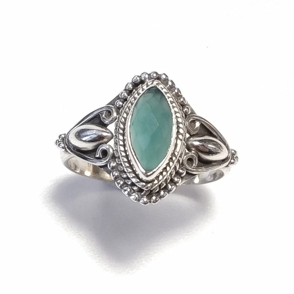 ANELLO artigianale in argento 925 con Pietra di Luna - DIANA – calcedonio