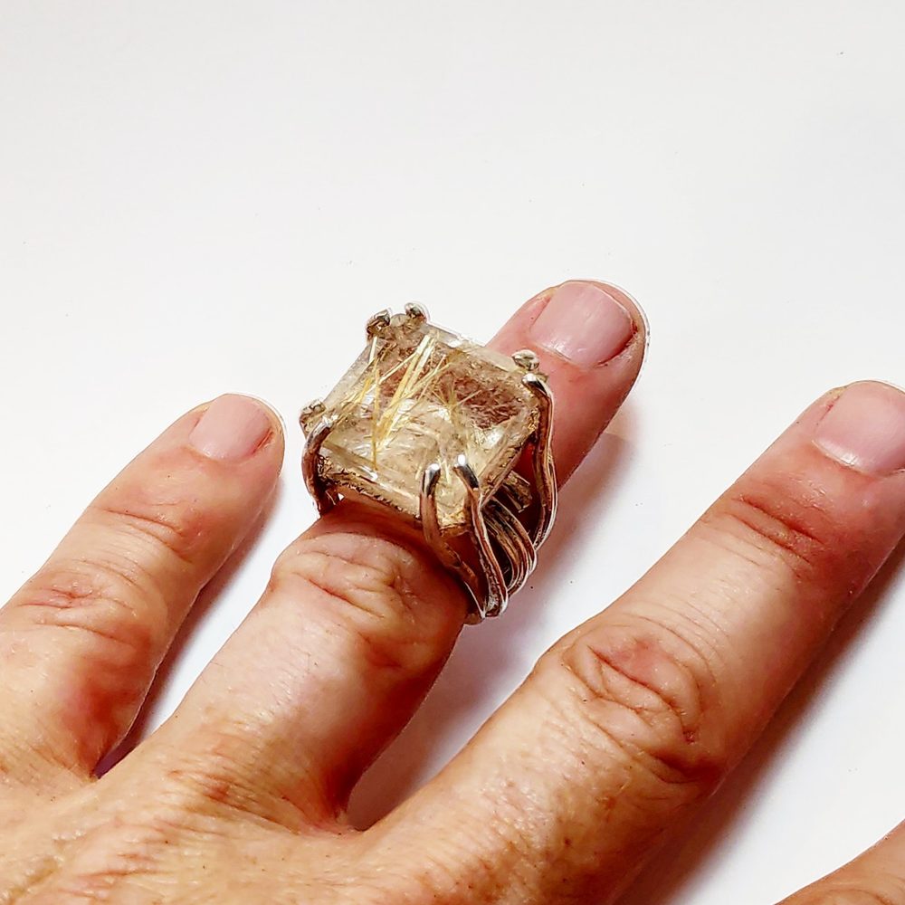 Anello rutilato e argento