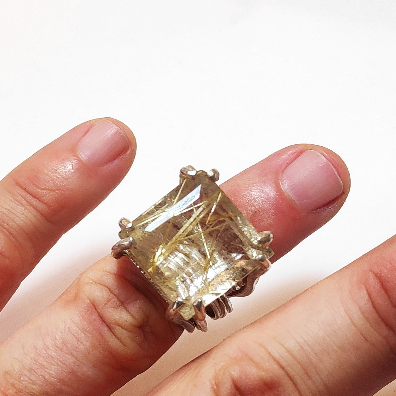 Anello rutilato e argento