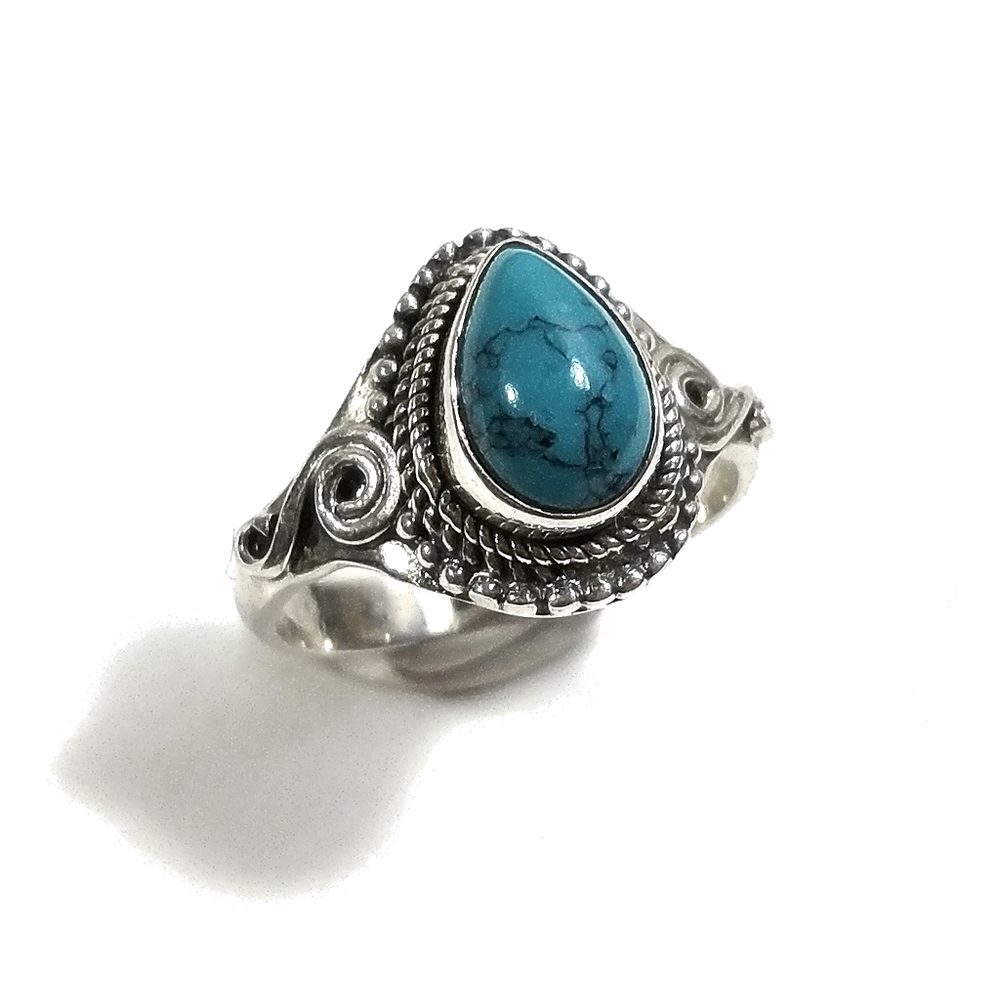 Anello con pietra in argento 925 con turchese