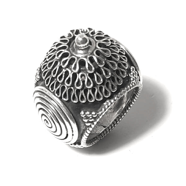 Anello ETNICO in argento con filigrana